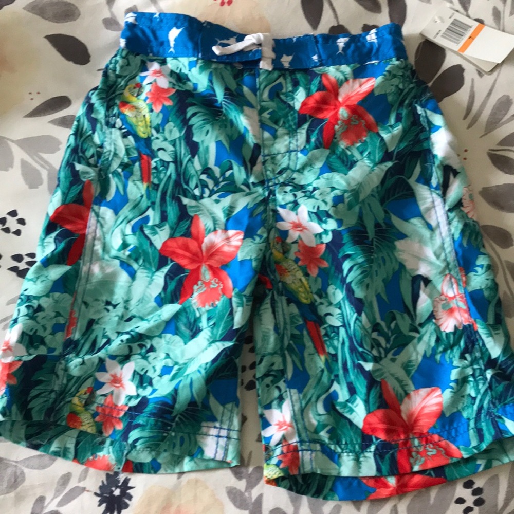 NWT Tommy Bahamas Kids Swim Shorts. Size 7.